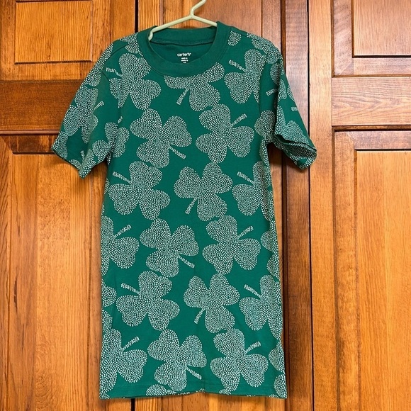 Carter’s Adult PJ Set St Patricks Day, 3 Leaf Clovers Shortsleeved Jogger Hem - Picture 2 of 8
